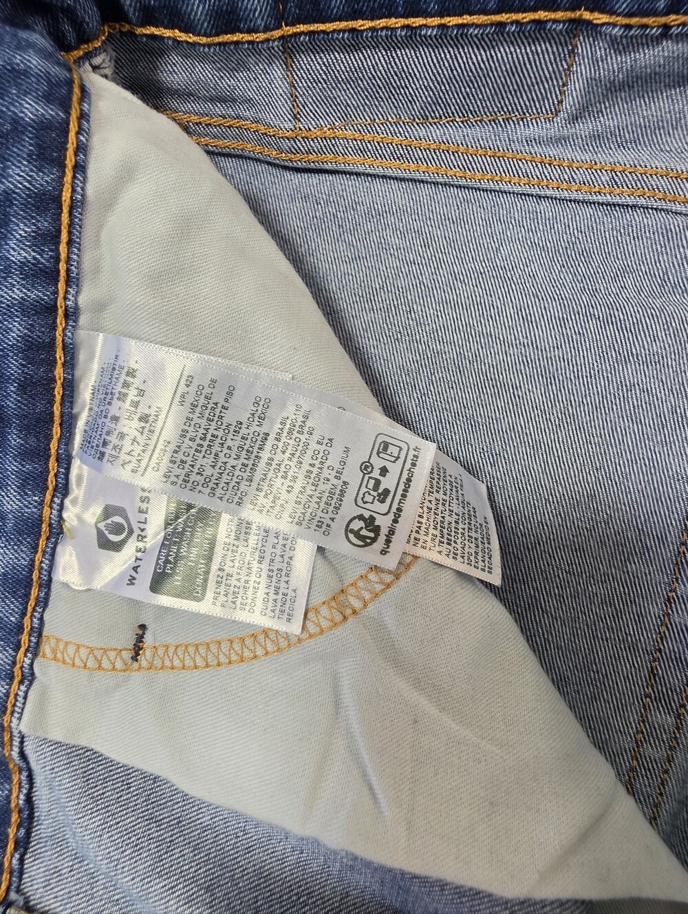 Levi's Men's Jeans 511 - Size 36X30 - Picture 2 of 10